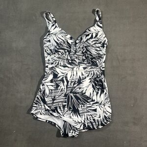 Croft & Barrow Tummy Slimmer 1 Piece Swimsuit Women’s Size 18 Black White NWT